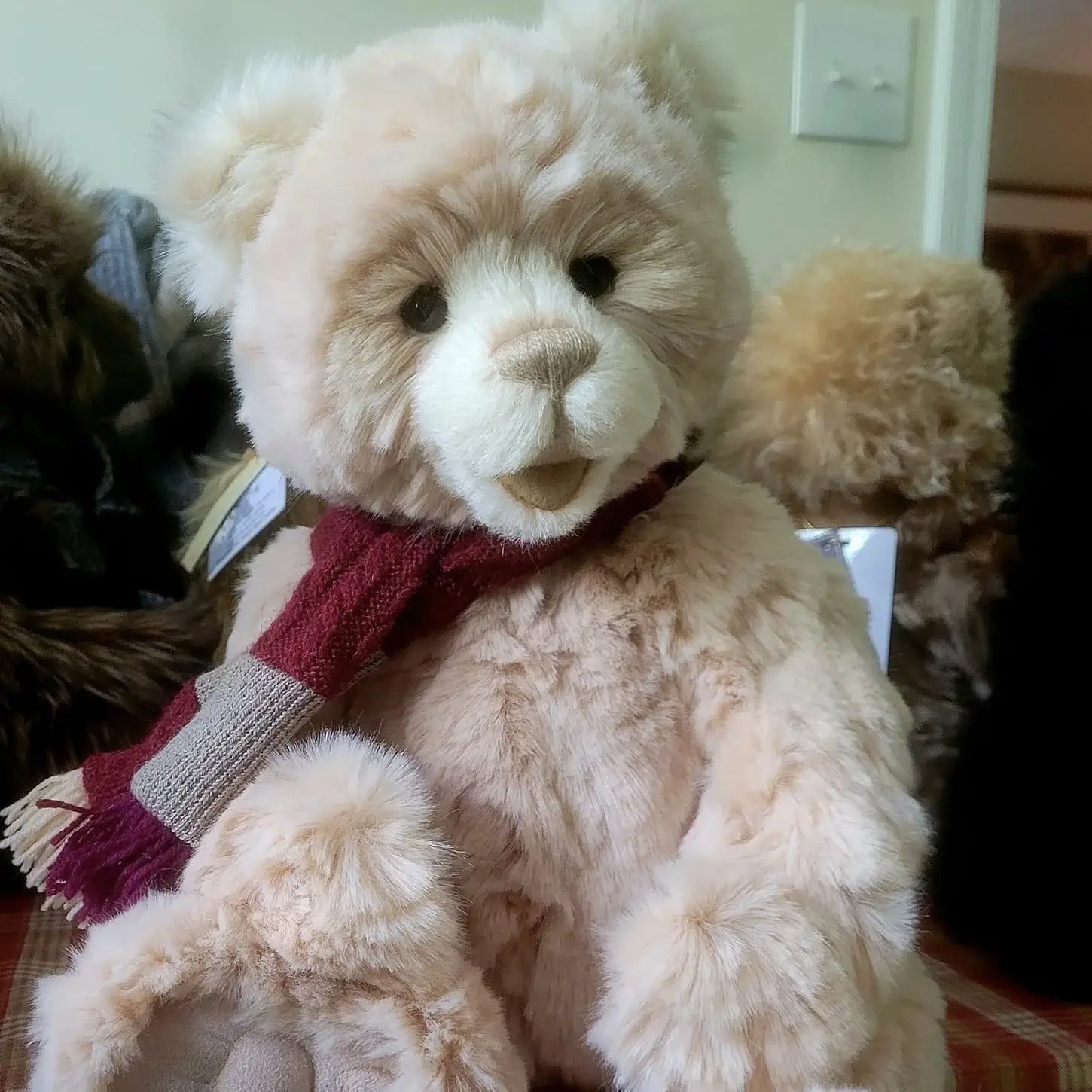 Vanilla Pudding 16 Inch Teddy Bear – Charlie Bears PLUMO– Plush Vanilla Pudding 16 Inch Teddy Bear – Charlie Bears PLUMO– Plush